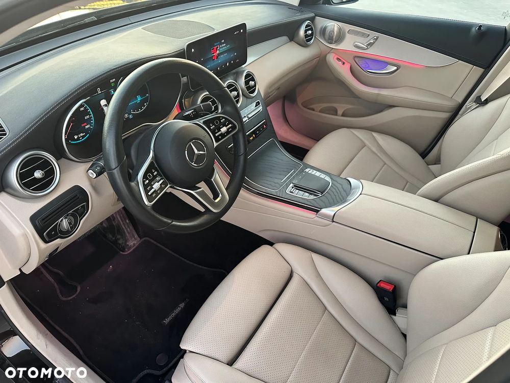 Mercedes-Benz GLC 300 4Matic 9G-TRONIC Edition Avantgarde - 5