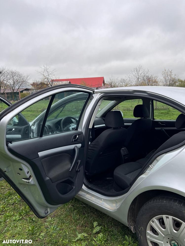 Skoda Octavia 1.6 MPI - 26