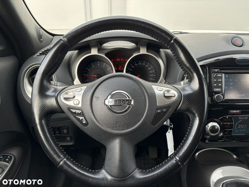 Nissan Juke 1.2 DIG-T N-Connecta EU6 - 17
