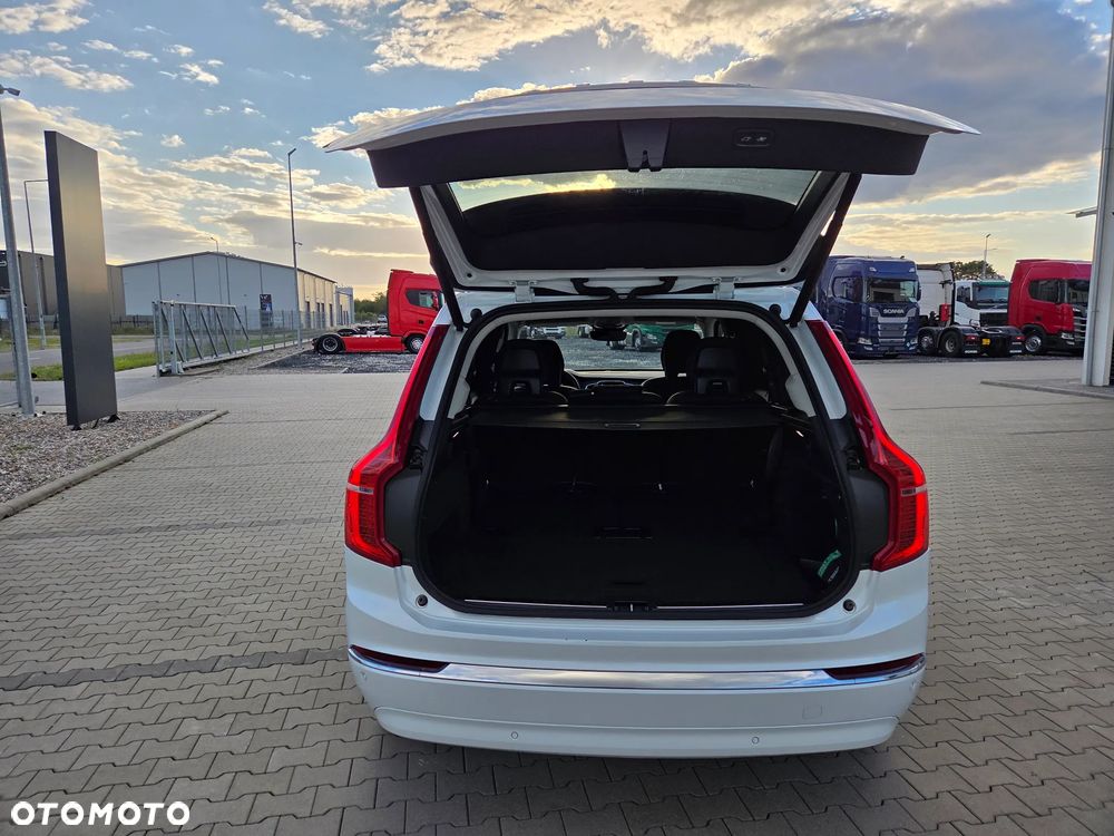 Volvo XC 90 B5 D AWD Plus Bright - 9