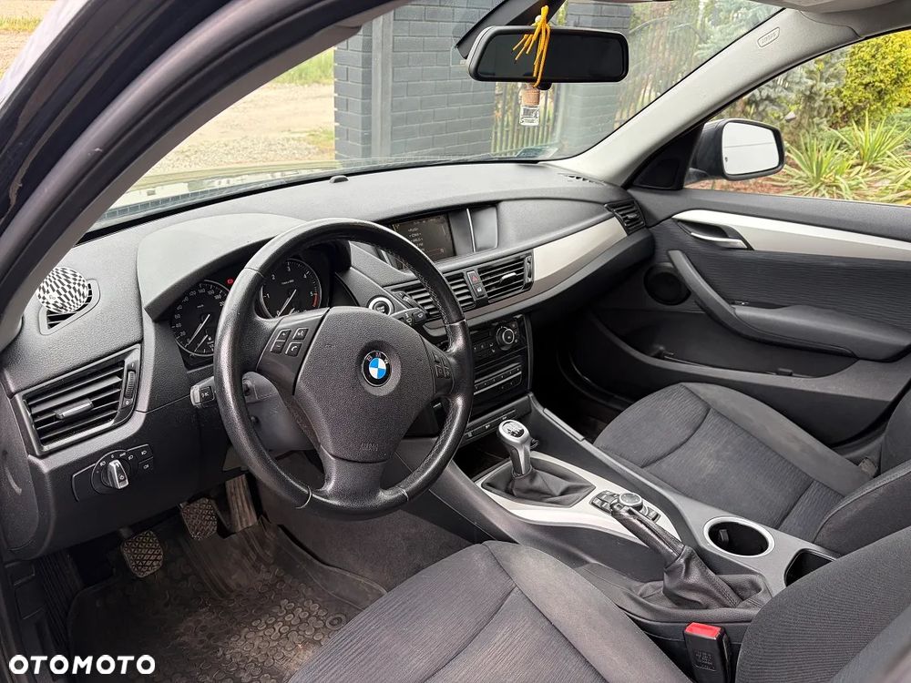 BMW X1 sDrive16d - 9