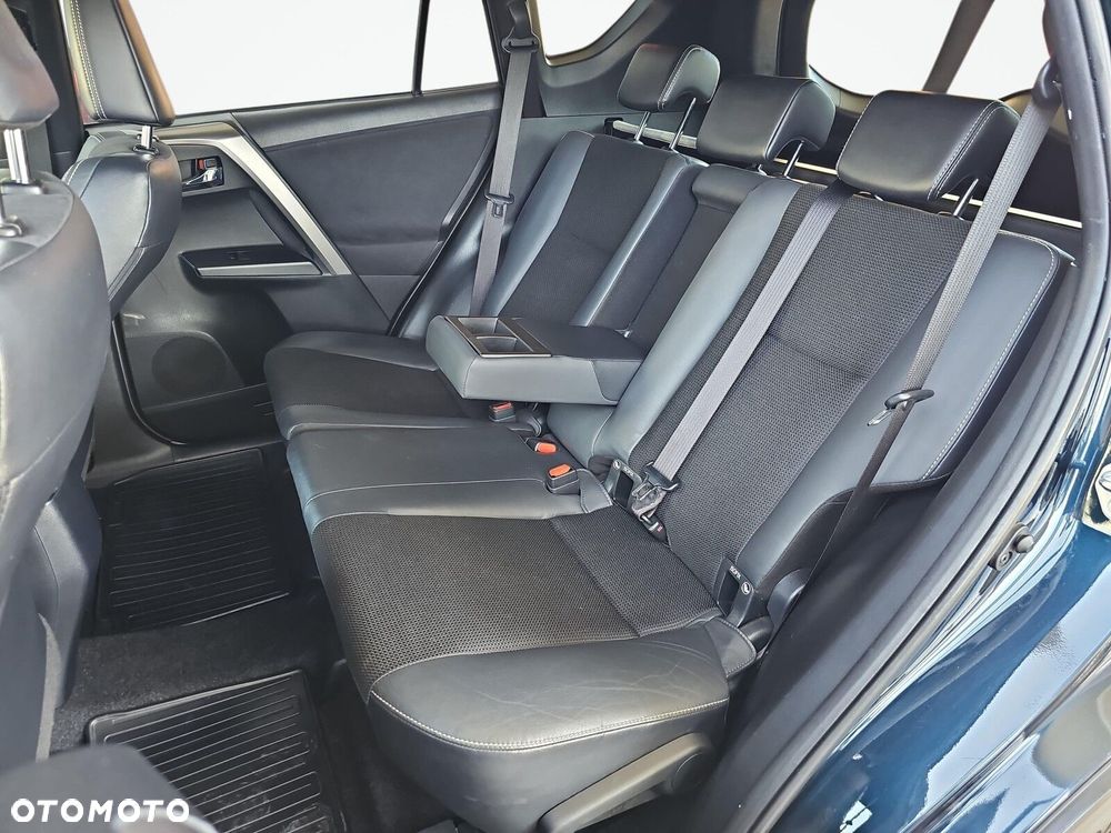 Toyota RAV4 - 31