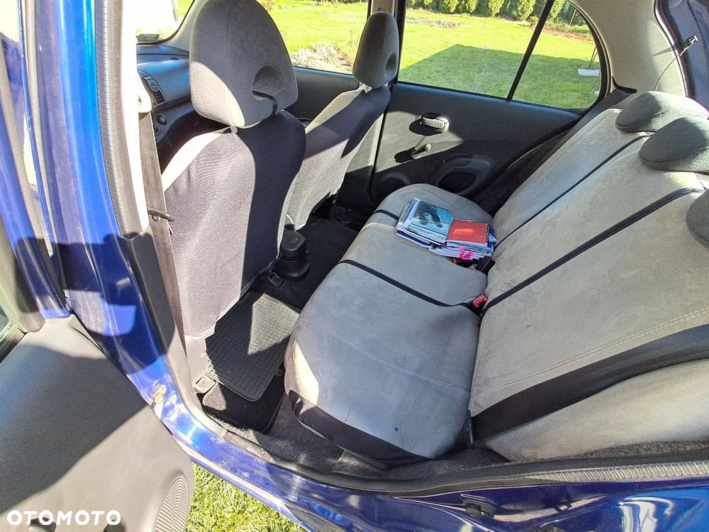Nissan Micra - 8