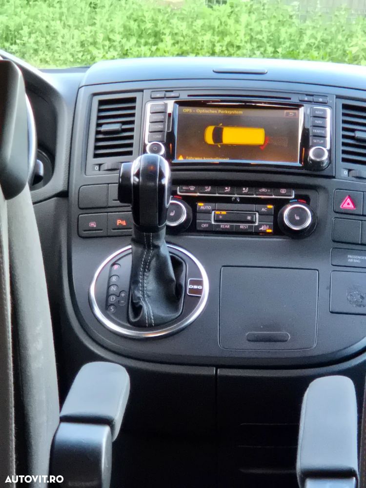 Volkswagen Multivan - 28