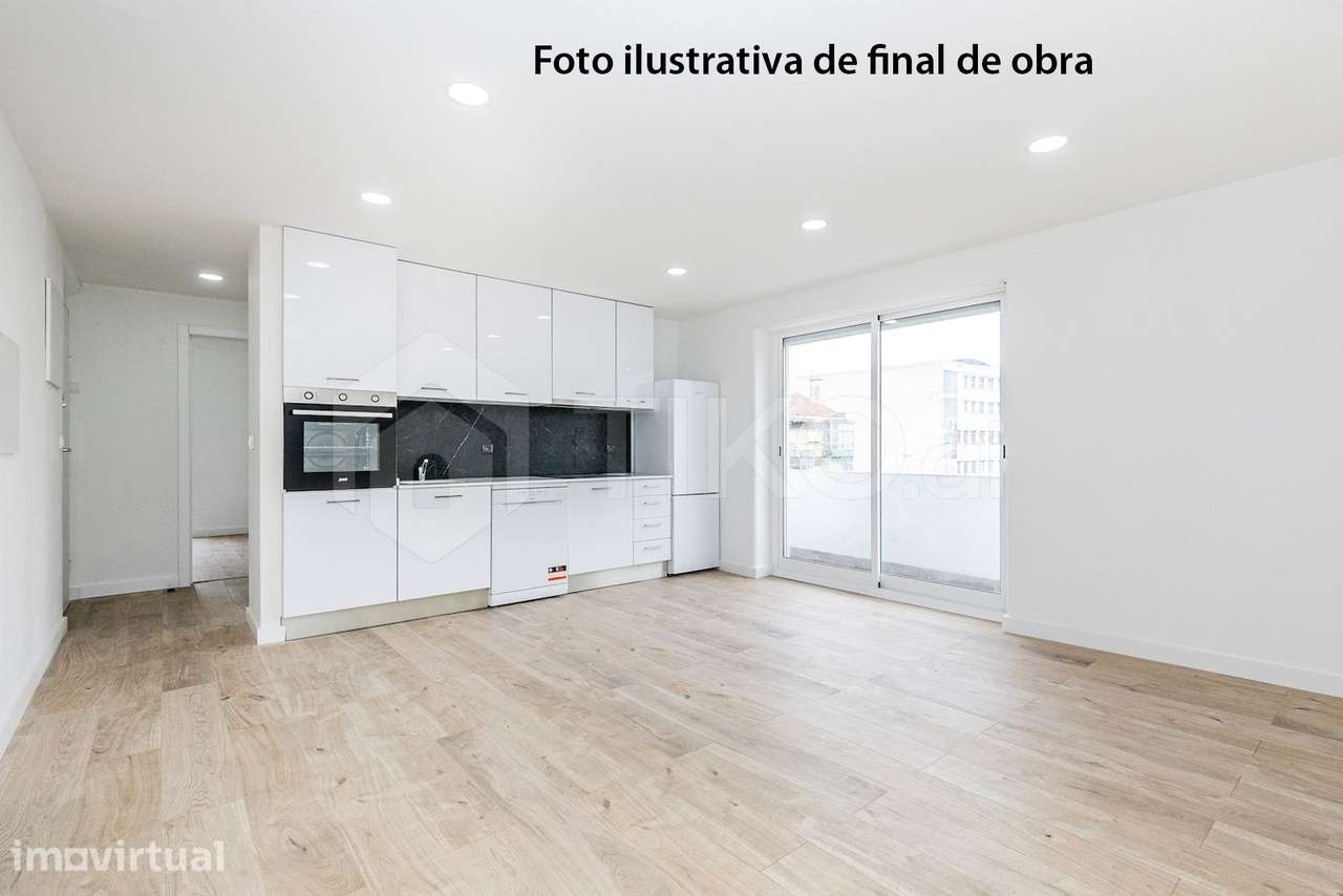 T2+1 Totalmente remodelado em Odivelas – Pronto a habitar | Excelente - Grande imagem: 2/19