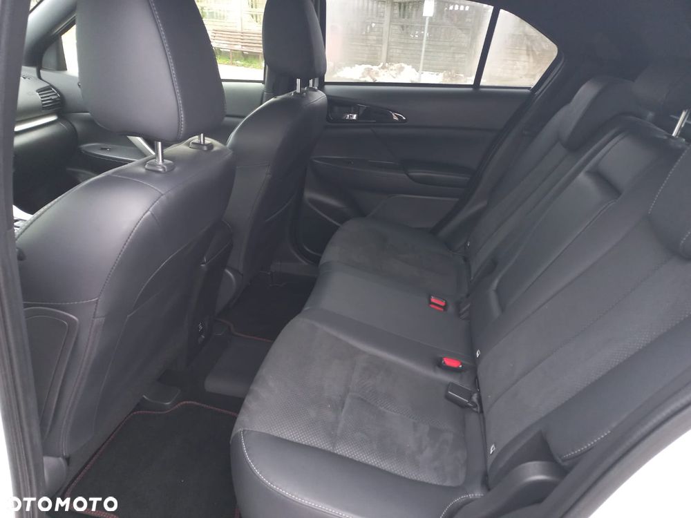 Mitsubishi Eclipse Cross - 12