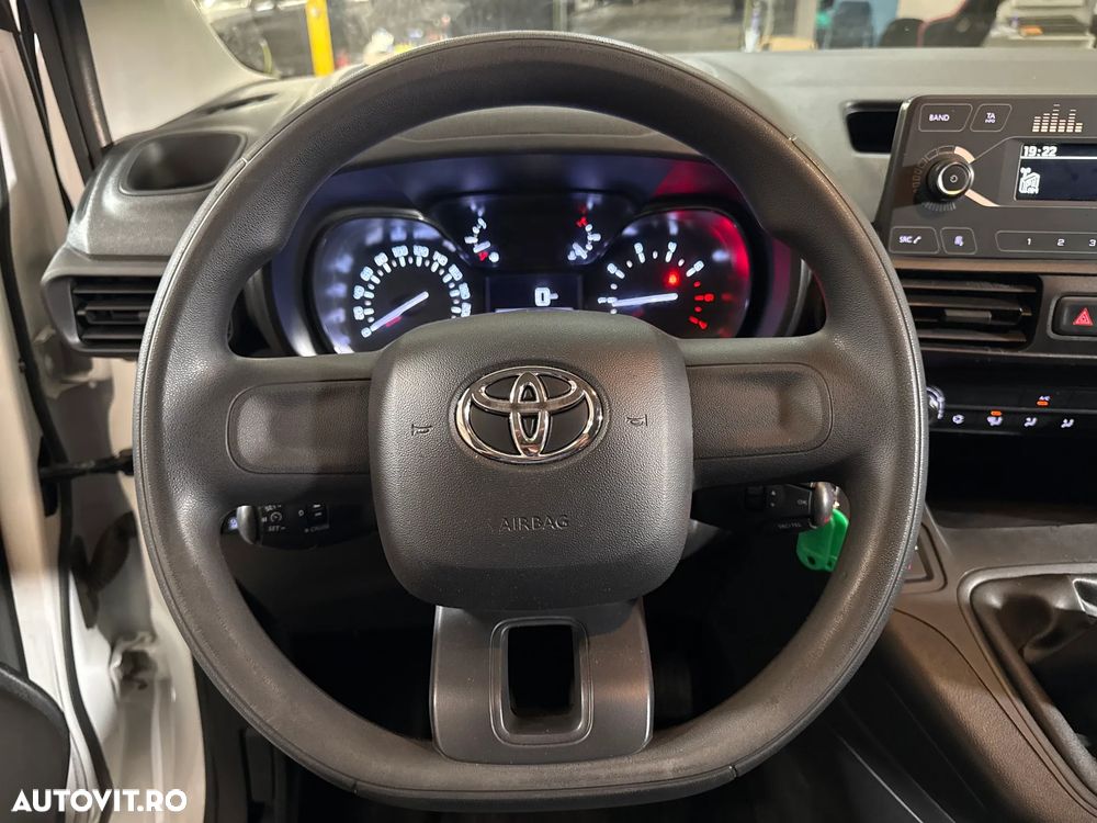 Toyota Proace - 13