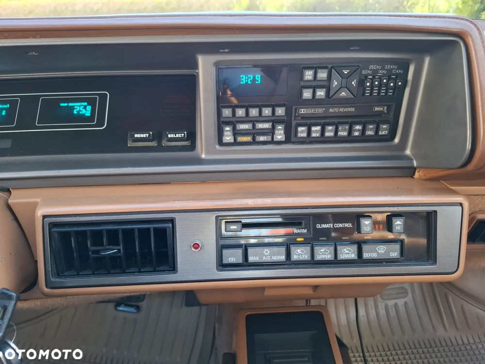 Oldsmobile Cutlass 3.1 SL/S - 12