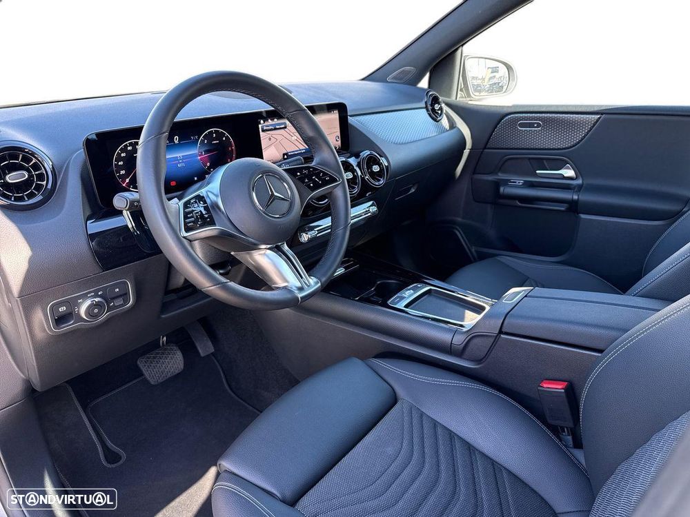 Mercedes-Benz B 180 d - 11