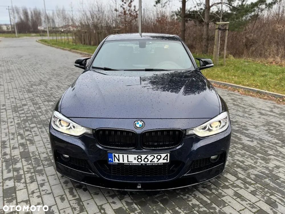 BMW Seria 3 328i xDrive Sport-Aut Luxury Line - 4
