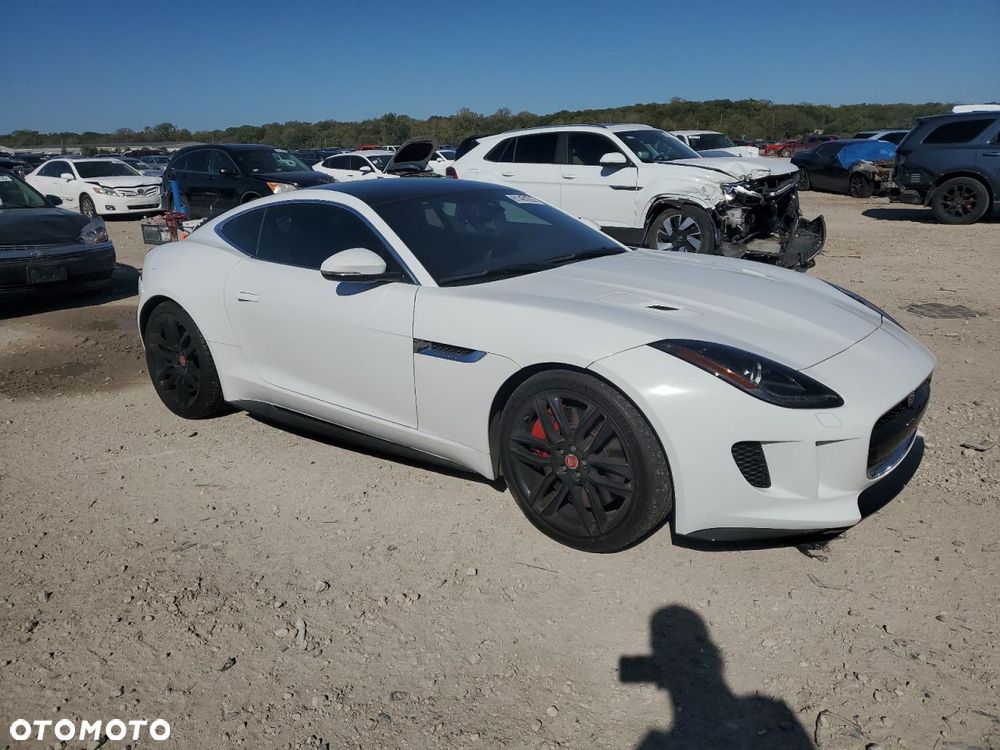 Jaguar F-Type AWD R - 5