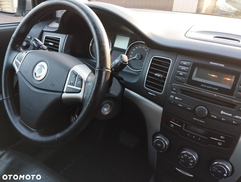 SsangYong/KGM Korando 2.0 e-XDi Quartz - 8