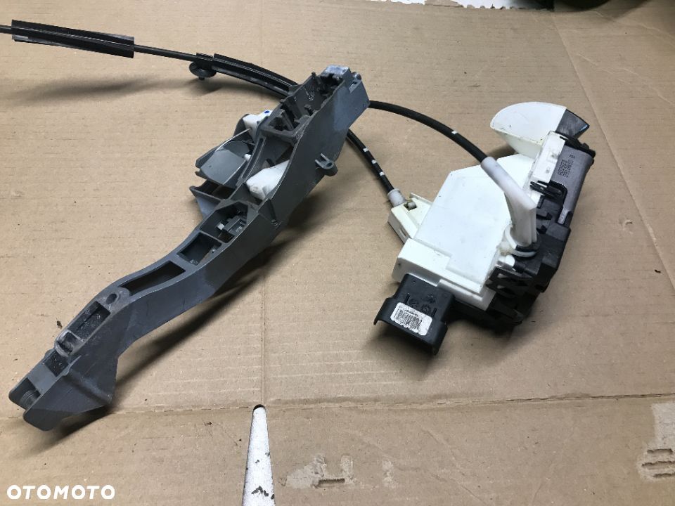 ZAMEK KLAPY BAGAŻNIKA OPEL VECTRA C SIGNUM 0918810B - 2