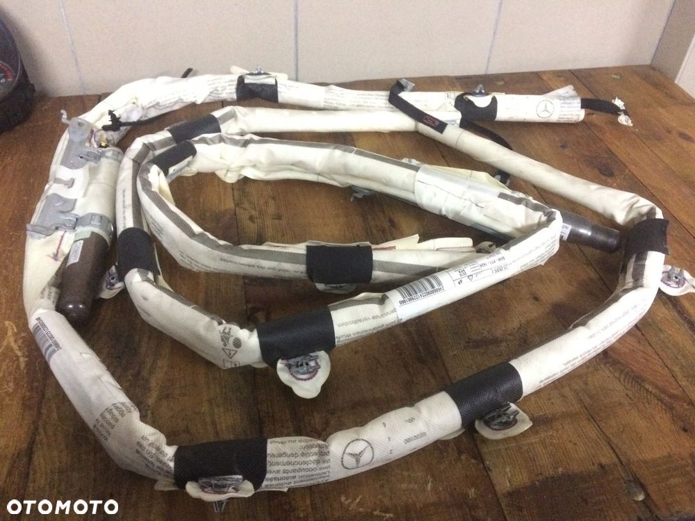 MERCEDES W 246 kurtyna lewa prawa - 1