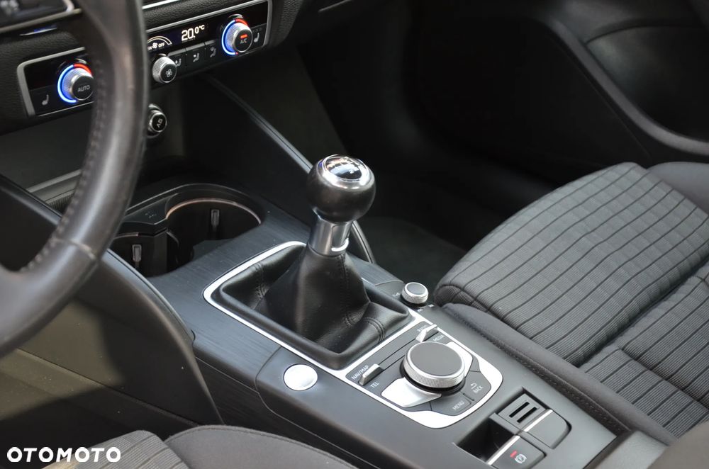Audi A3 Sportback 2.0 TDI quattro - 17