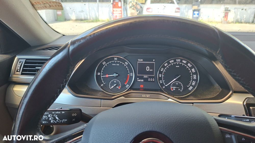Skoda Superb - 2