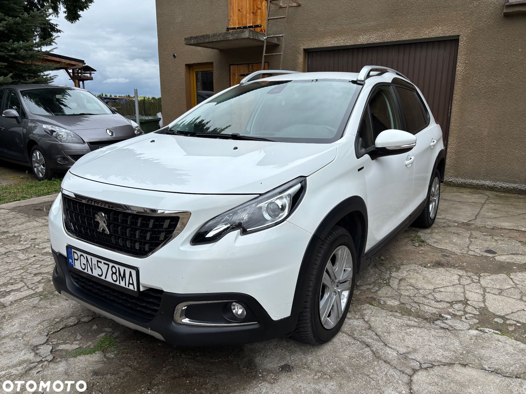 Peugeot 2008 1.5 BlueHDi Signature - 1
