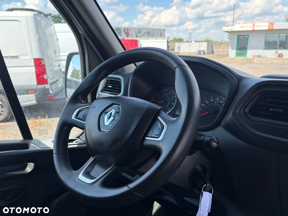 Renault Master - 30