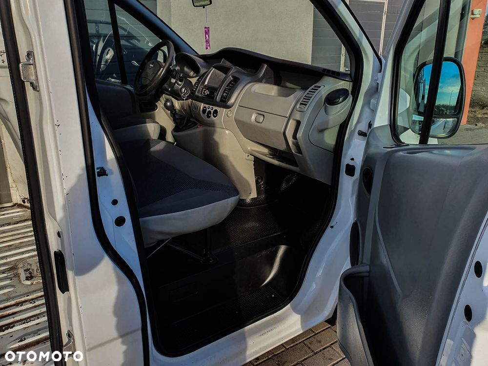 Opel Vivaro - 26
