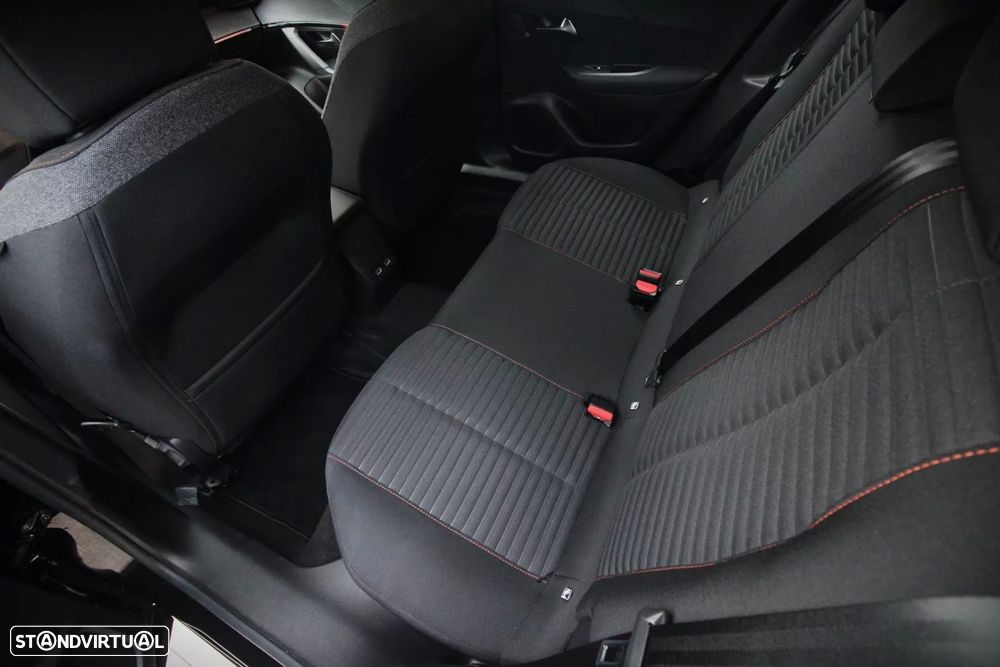 Peugeot e-2008 50 kWh Active - 14