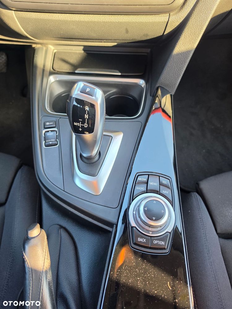 BMW Seria 3 - 11