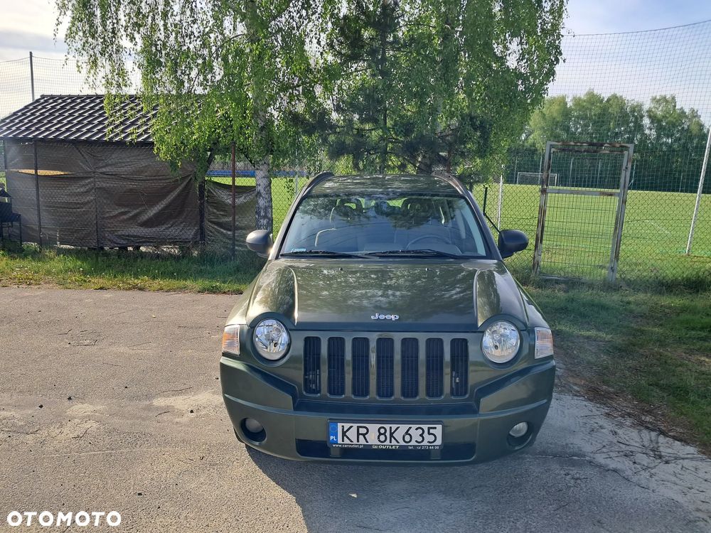 Jeep Compass - 1