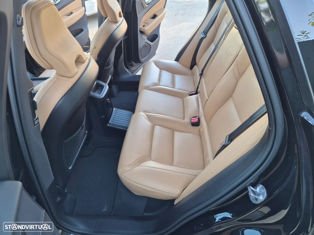 Volvo XC 60 2.0 T8 PHEV Inscription AWD - 56