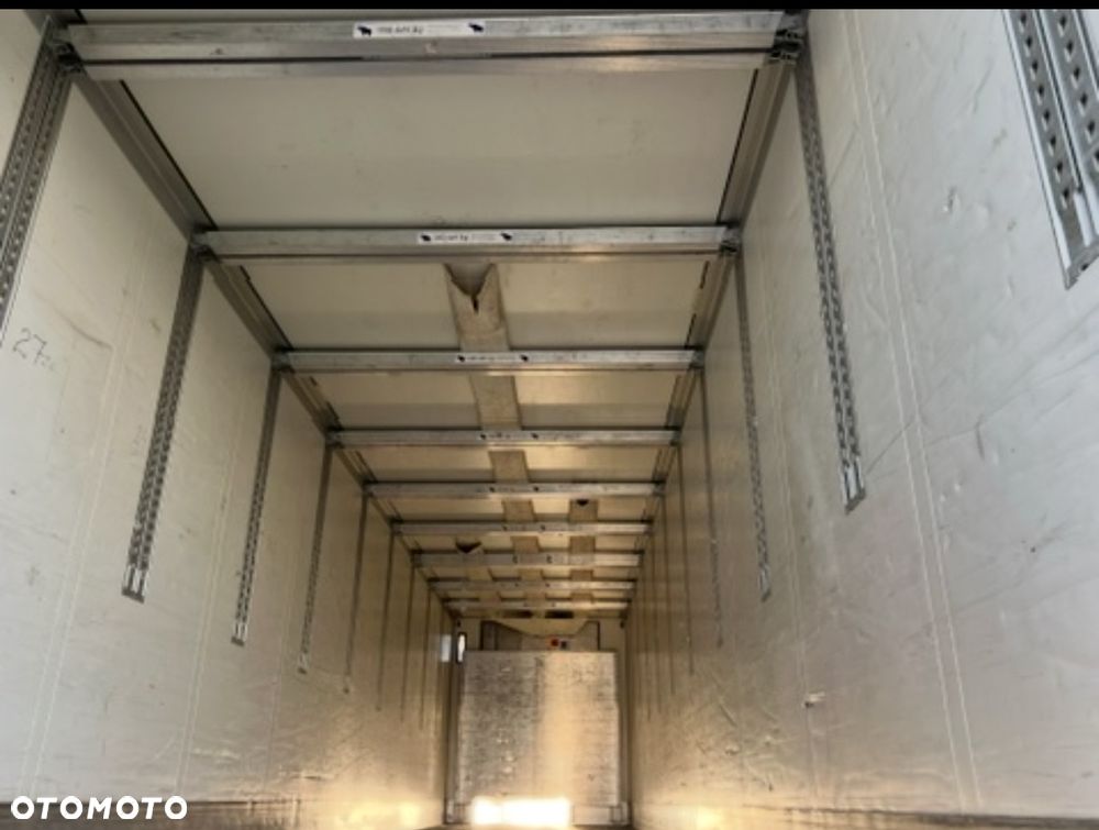 Schmitz Cargobull - 14