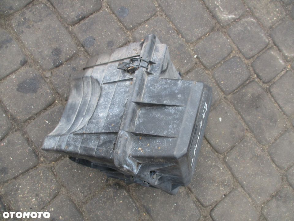 OBUDOWA FILTRA POWIETRZA BMW E36 - 1