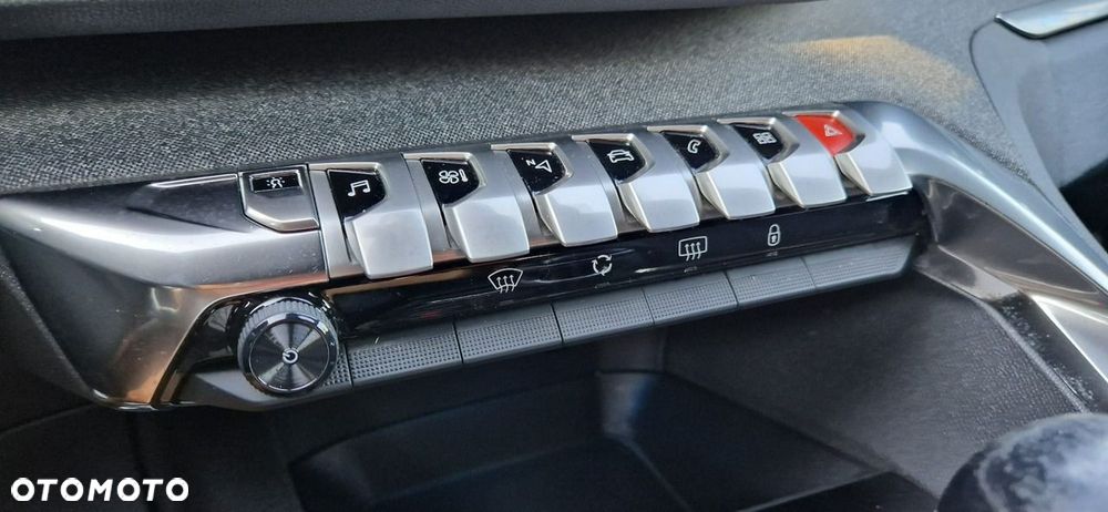 Peugeot 5008 - 34