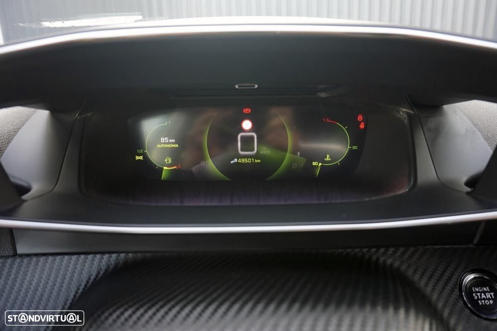 Peugeot 2008 1.2 PureTech GT Line - 11