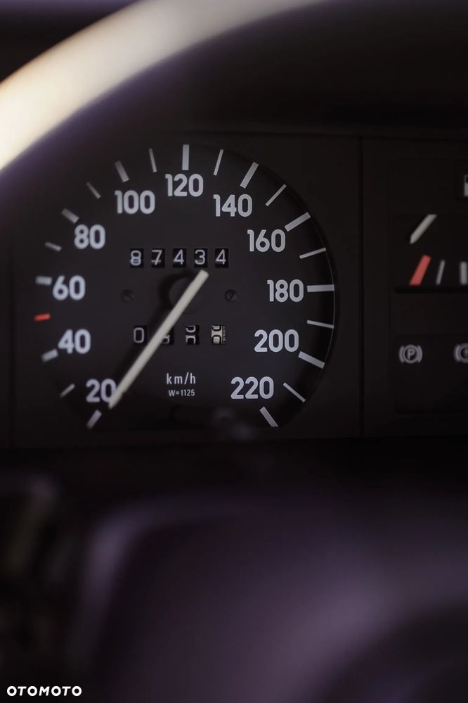 Opel Kadett 1.3 - 24