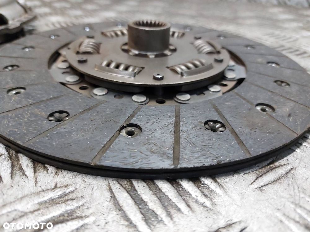 KOŁO DWUMASOWE + TARCZA + DOCISK OPEL INSIGNIA A 2.0 CDTI - 4