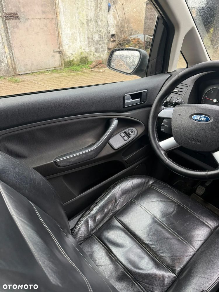 Ford Focus C-Max - 12