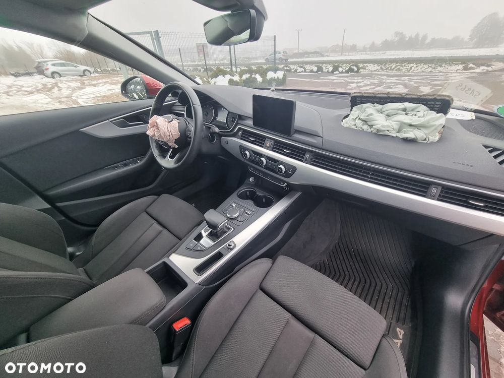 Audi A4 Avant 40 TFSI S tronic sport - 11