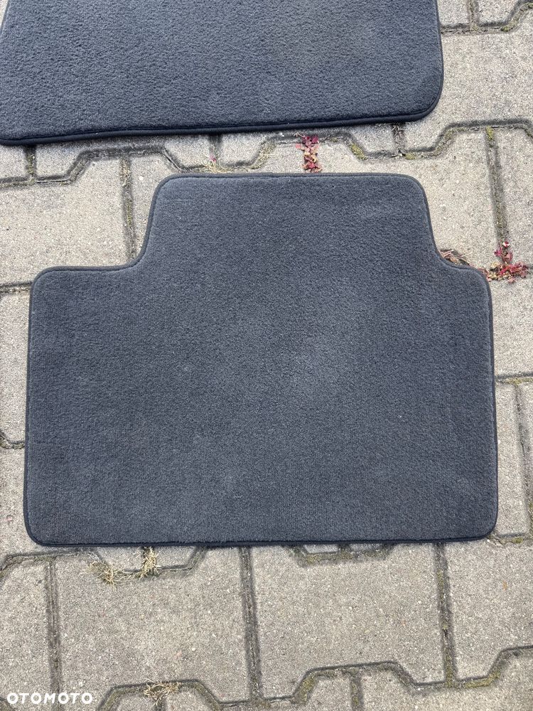 Oryginalne dywaniki welurowe BMW G20 G21 - 4
