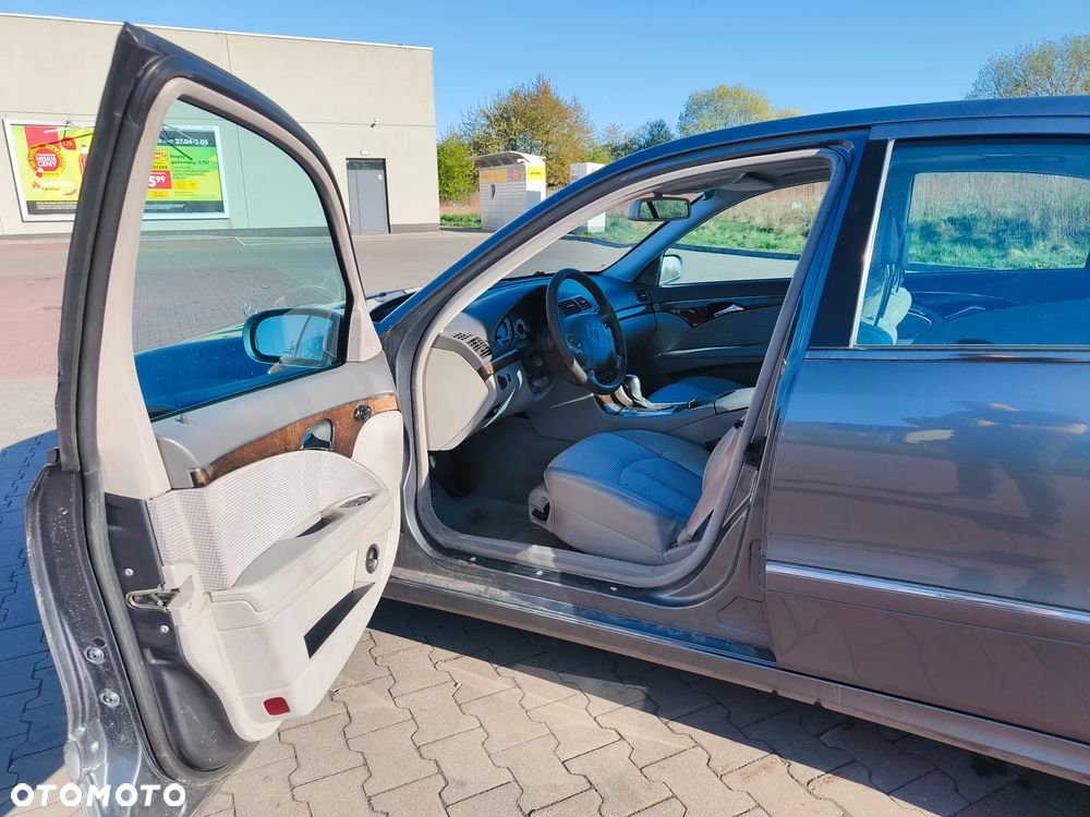 Mercedes-Benz Klasa E - 15