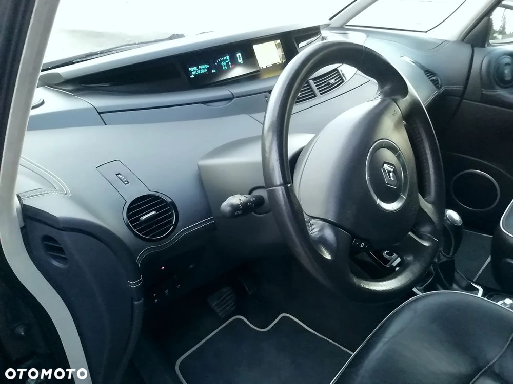 Renault Espace 2.0 dCi Initiale - 17