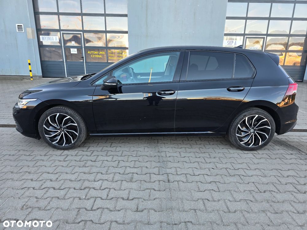 Volkswagen Golf - 28