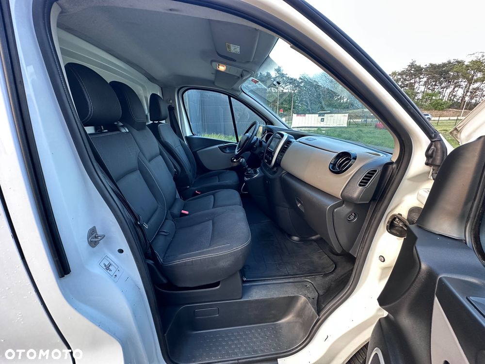 Renault Trafic - 10