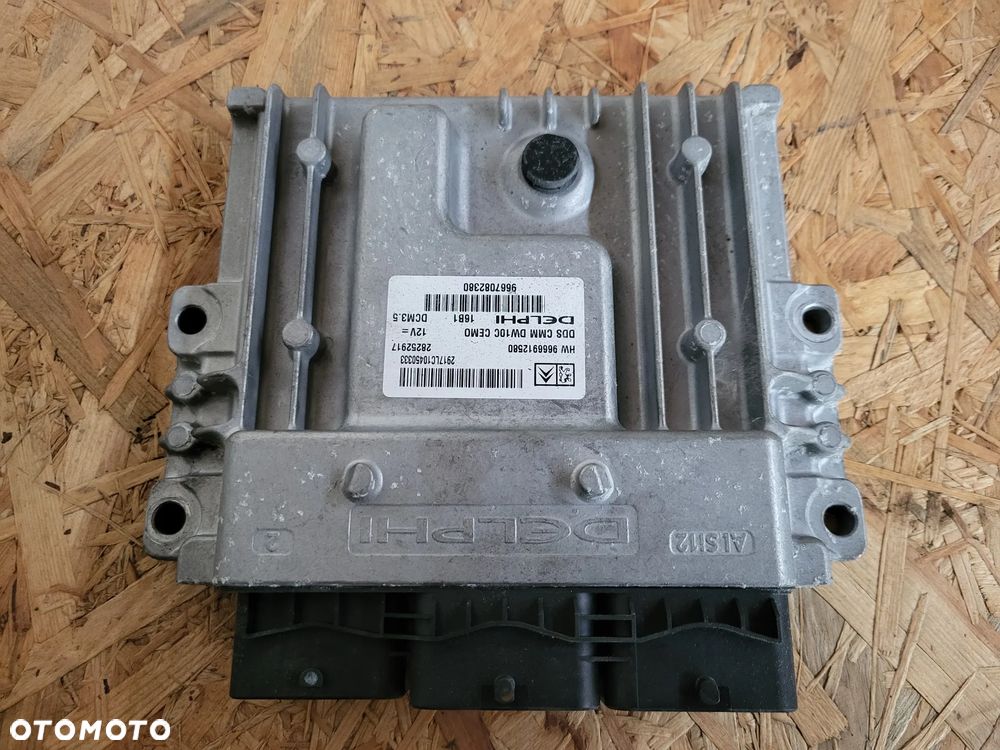 Komputer sterownik silnika Peugeot 5008 2.0 HDI - 1