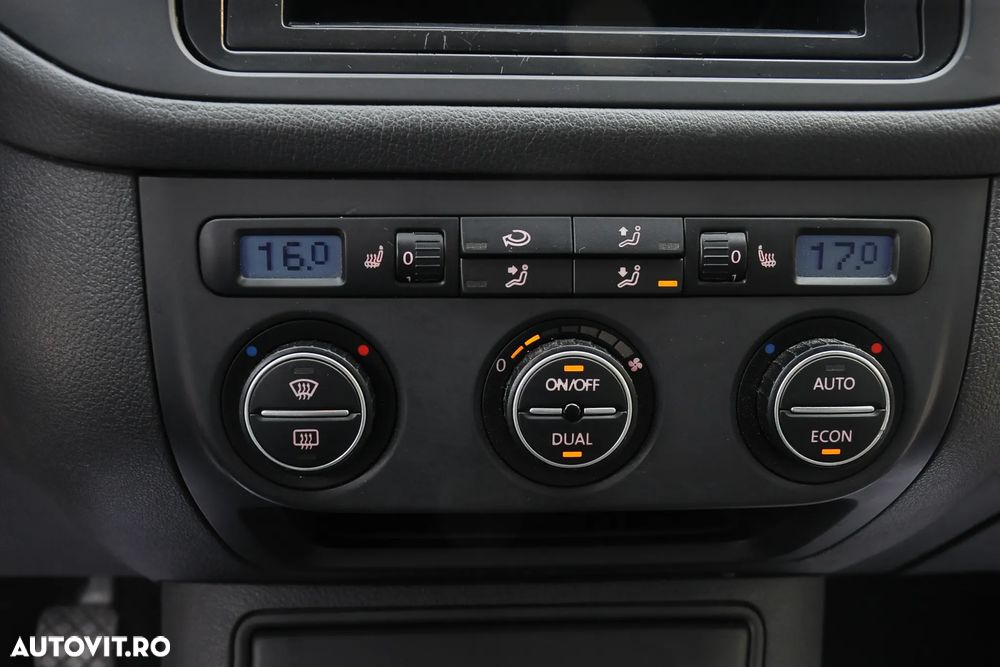 Volkswagen Golf Plus 1.6 FSI Comfortline - 12