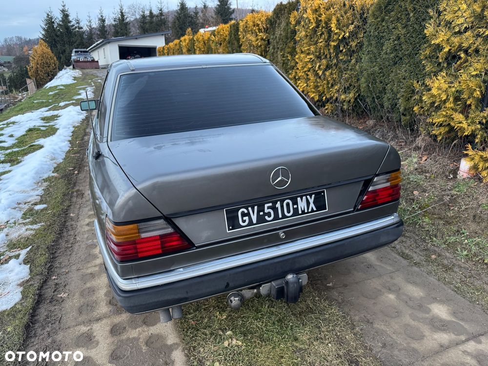 Mercedes-Benz W124 (1984-1993) - 6