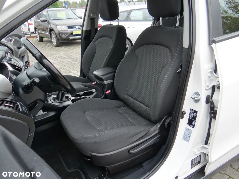 Hyundai ix35 1.6 GDI Premium 2WD - 26