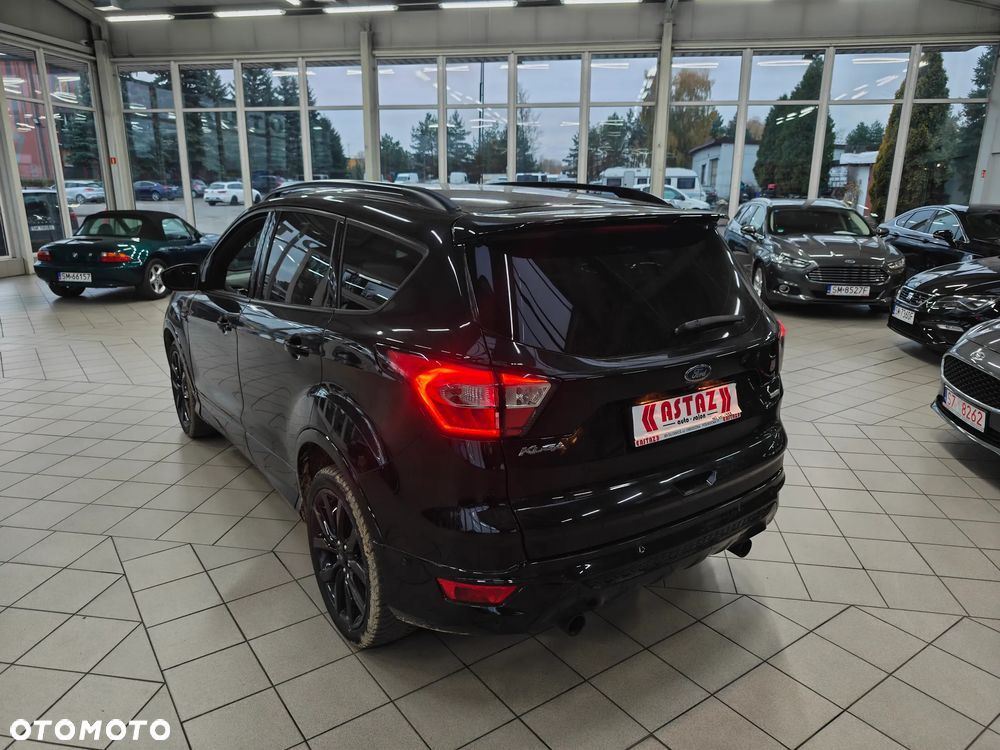 Ford Kuga 1.5 EcoBoost 2x4 ST-Line - 18