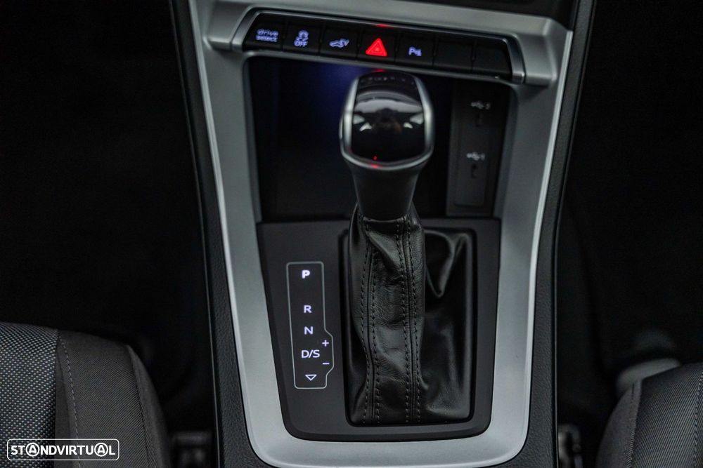 Audi Q3 45 TFSIe S tronic - 25