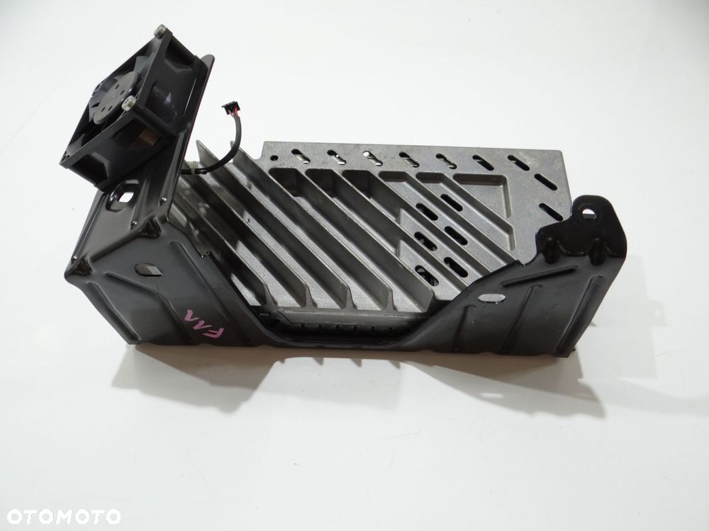 WZMACNIACZ HIFI HARMAN BMW F10 F11 OE 9243496 - 2