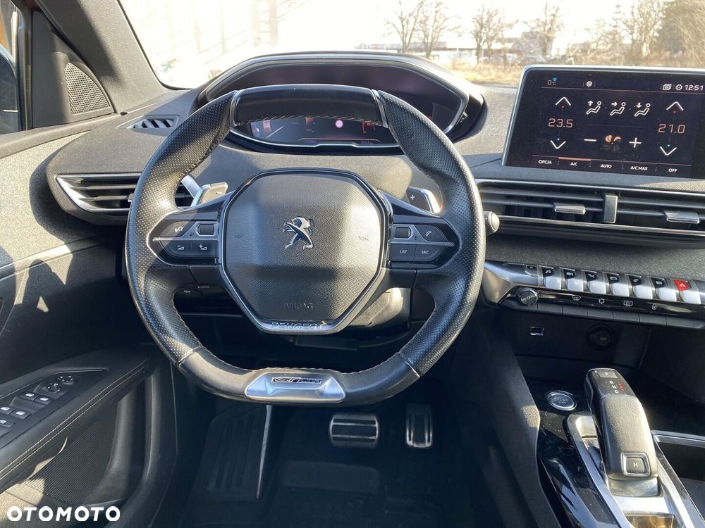 Peugeot 3008 1.6 BlueHDi Allure S&S EAT6 - 17