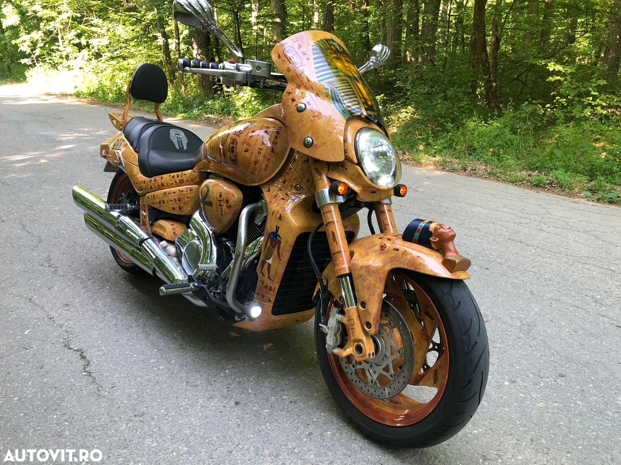 Suzuki Intruder C 1800 Limited Edition - 1