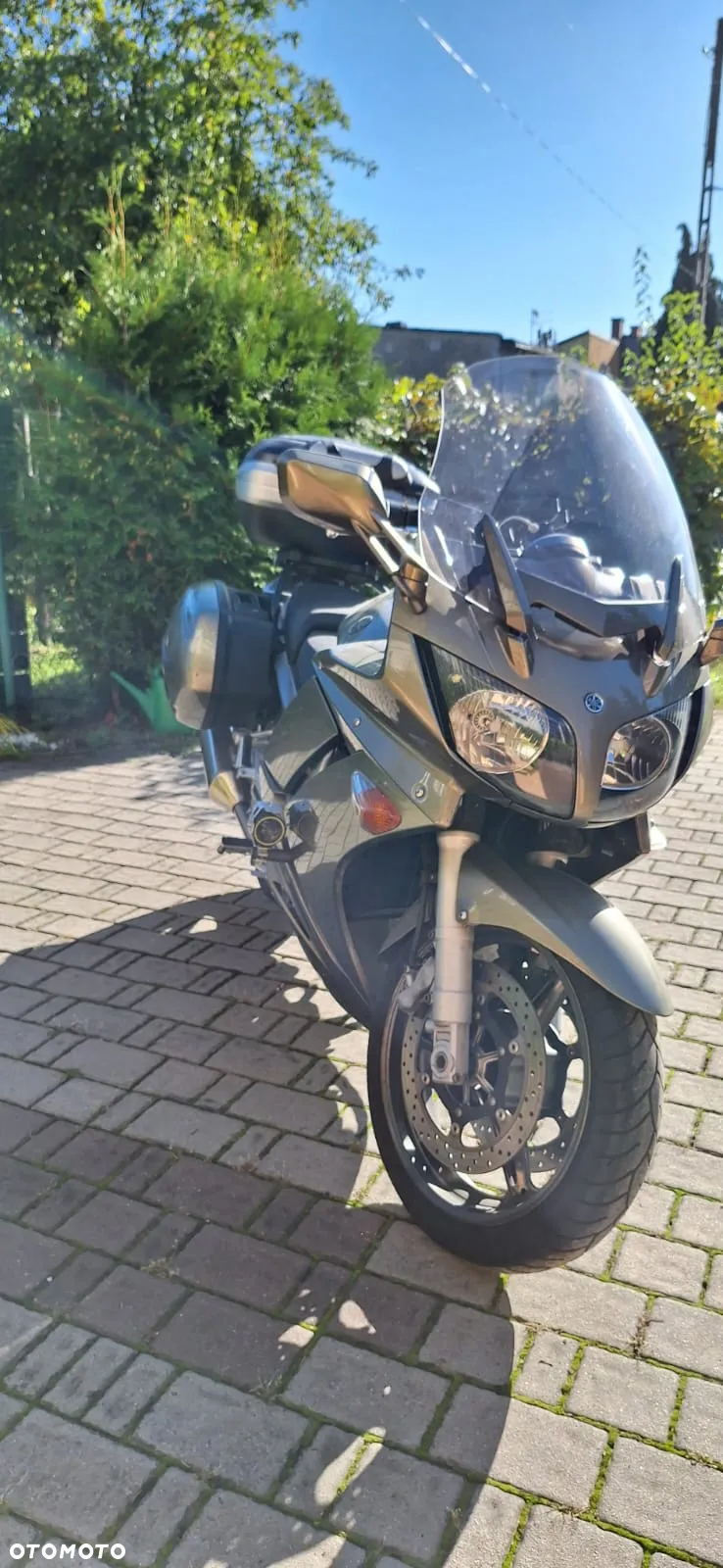 Yamaha FJR - 2